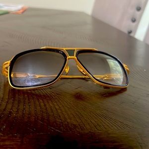 - DITA - Grandmaster Five